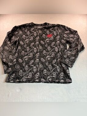 Men's Black Skull Graphic Long Sleeve Tee